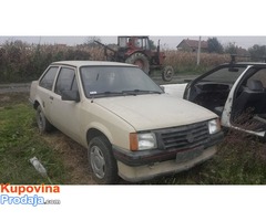 Opel kadet delovi