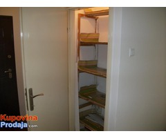 Izdajem trosoban stan - blok 45 HITNO - Fotografija 9/10