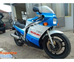 SUZUKI Gsxr 750 Gr75a - Fotografija 1/10