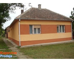 Savremena, lepa kuća sa dve odvojive stambene jedinice u selu Farkaždin - Fotografija 1/10