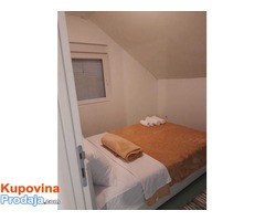 Izdajem apartman na dan, 43m2, Ledine - Fotografija 6/10