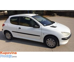 NA PRODAJU JE POLOVAN AUTOMOBIL Peugeot 206 1.4 HDI - Fotografija 3/7