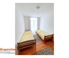 Izdajem dvosoban stan u centru Bara, Crna Gora - Fotografija 5/10