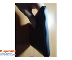 Tablet Samsung Galaxy Tab 3 SM-110 - Fotografija 2/5