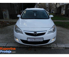 OPEL ASTRA J 1.7 CDTI 2011.god - Fotografija 5/10