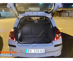 Renault Clio 1.2 bi turbo - Fotografija 9/10