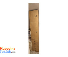 Plakar sa fiokama i policama 30eur