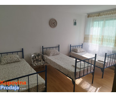 Izdajem dvosoban stan u Boru - Fotografija 5/7