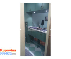 Izdajem stan Cukaricka Padnina 30m3 300€ - Fotografija 4/4
