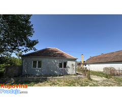 Kuća na prodaju 80m2 Sivac - Fotografija 1/10