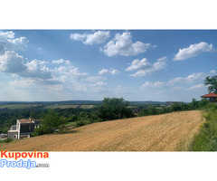 Investiciona prilika – 73 ar na Kosmaju, mogućnost parcelacije (6–7 placeva)