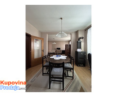 Sremska Mitrovica, prodajem porodičnu kuću u centru - Fotografija 5/7