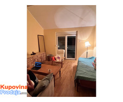 Kompletno renoviran apartman sa pogledom na Boku – Krašići (52m²) - Fotografija 4/10