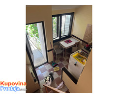 Kompletno renoviran apartman sa pogledom na Boku – Krašići (52m²) - Fotografija 7/10