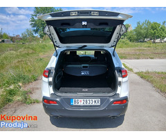 Jeep Cherokee 2.0 - Fotografija 6/10