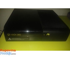 Xbox 360 - Fotografija 1/6