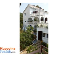 Apartmani i sobe u Dobrim vodama - Fotografija 1/9