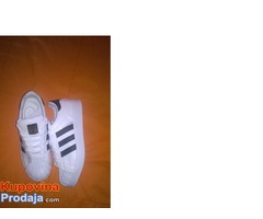 Žensks adidas patike - Fotografija 1/5